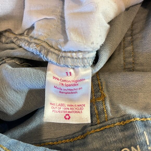 No Boundaries Shorts Women 11 Distressed High Rise Fringed (W30 L2) - Picture 9 of 9